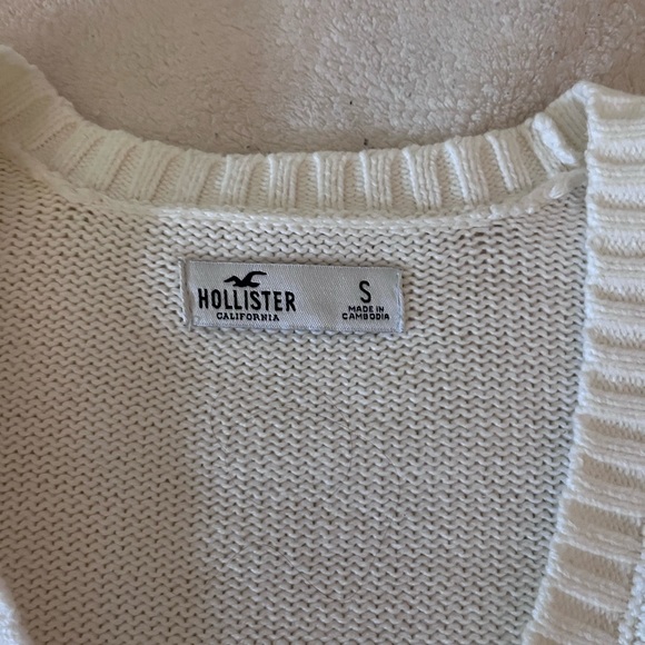 Hollister white button up cardigan - Picture 2 of 3